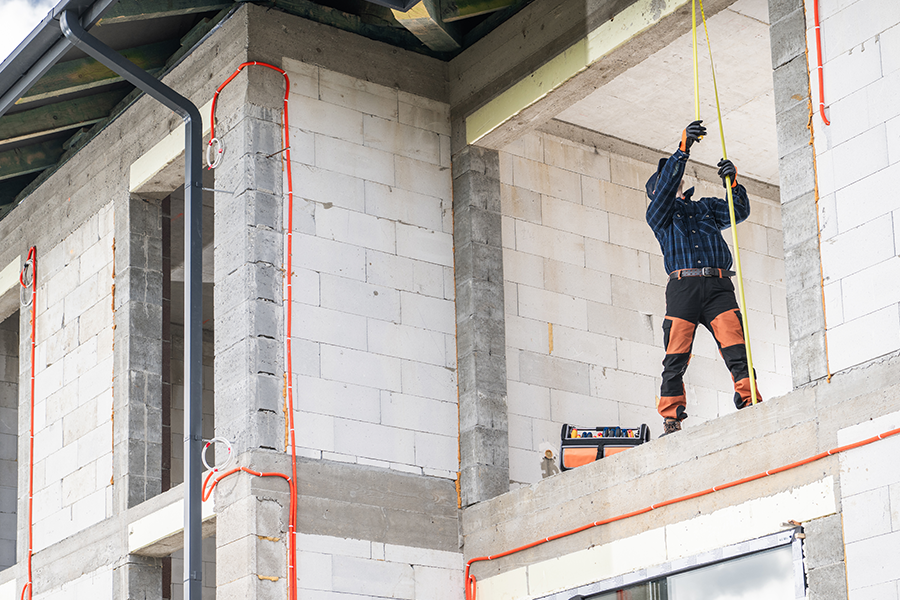 Componentes esenciales para la instalación de un sistema contra incendios en edificios